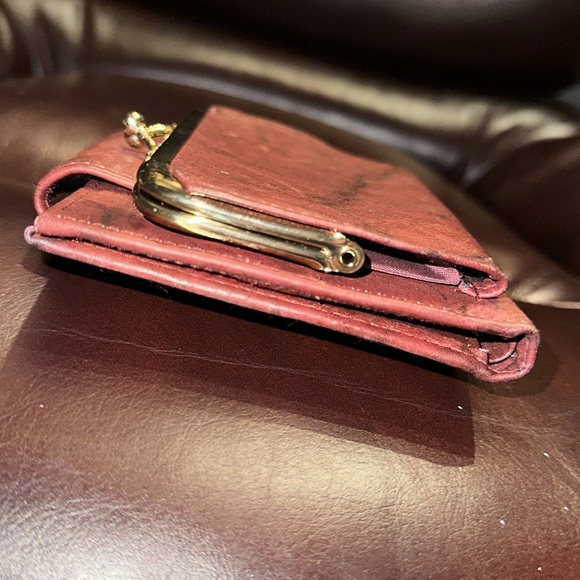 Buxton Leather Bifold Wallet - Picture 8 of 14